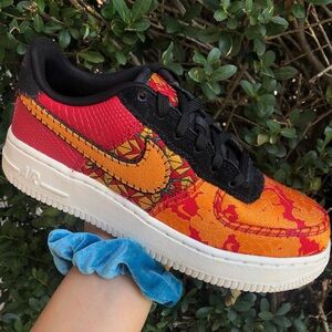 Nike Air Force 1 GS 6.0Y equals Women’s 7.5